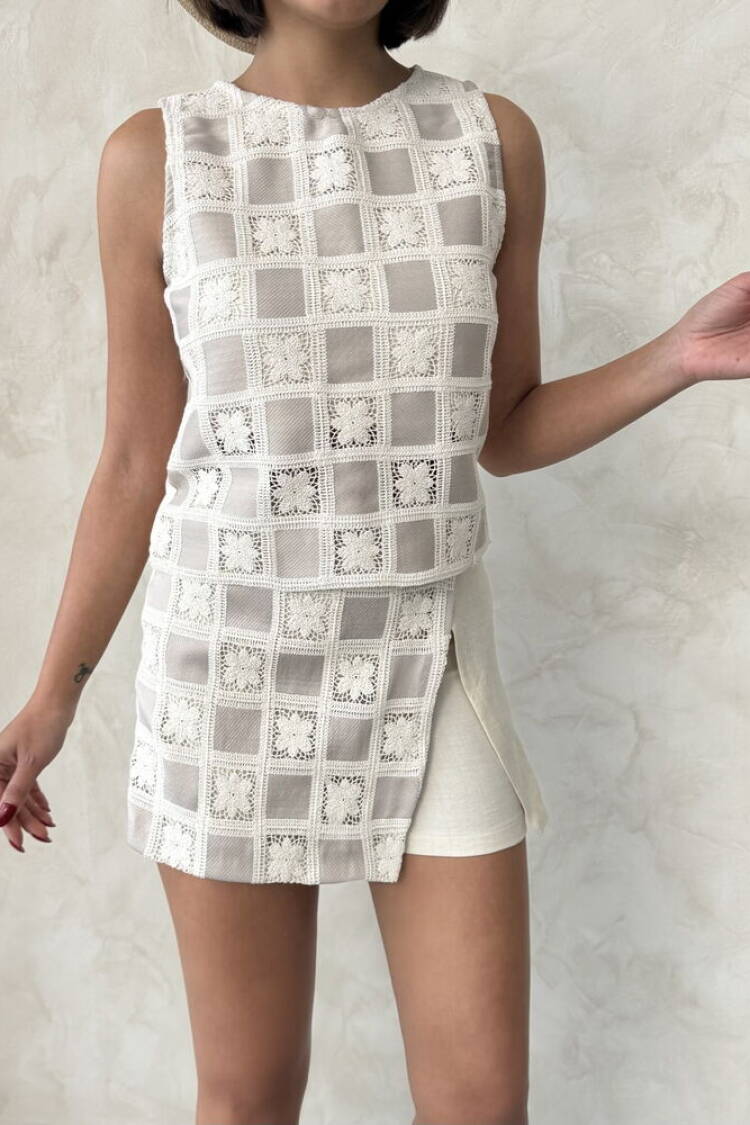 Checkered Pattern Crochet Wholesale Blouse