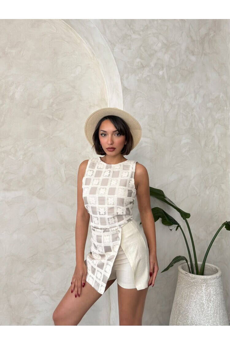 Lace Detailed Square Pattern Shorts Skirt