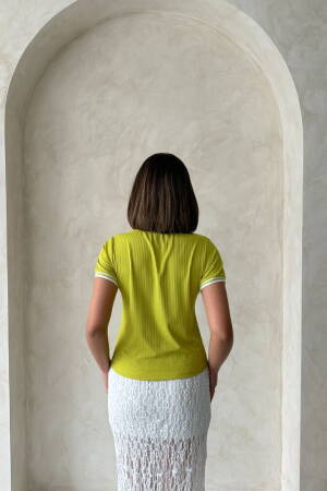 Fistick Cream Crew Neck Wholesale T-Shirt - Topshow - Globality Store - Women Clothes Wholesale Turkey