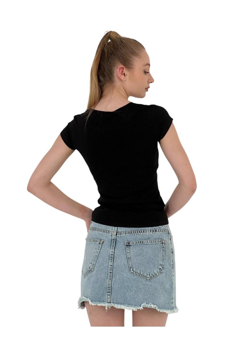 Short Sleeve Skinny White T-Shirt With Kissing Stones