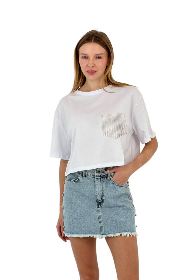 Stone Detailed Pocket Crop T-shirt