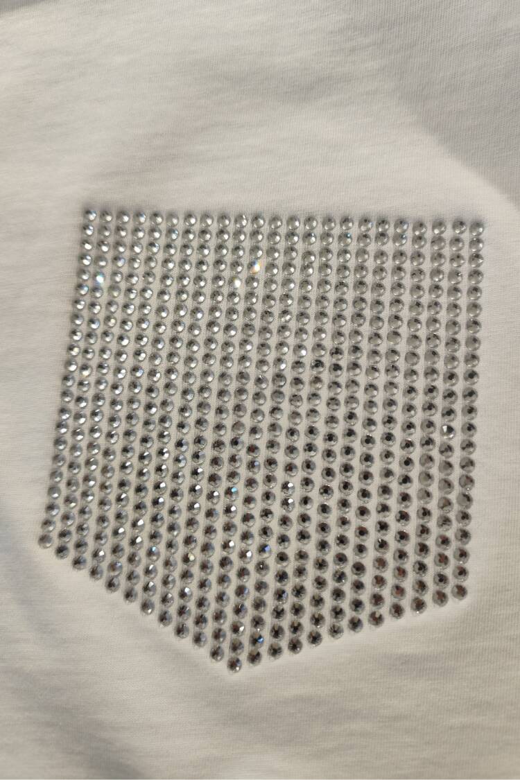 Stone Detailed Pocket Crop T-shirt