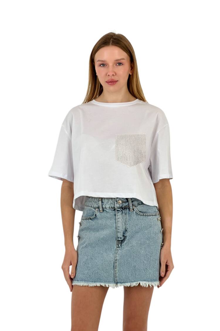 Stone Detailed Pocket Crop T-shirt