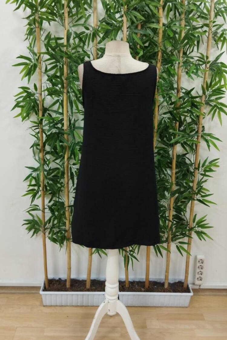 Women's Strappy Off Shoulder Buttoned Linen Dress With Round Neck Pockets