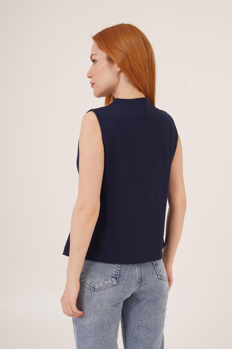 Bright Button DetailedWholesale Vest