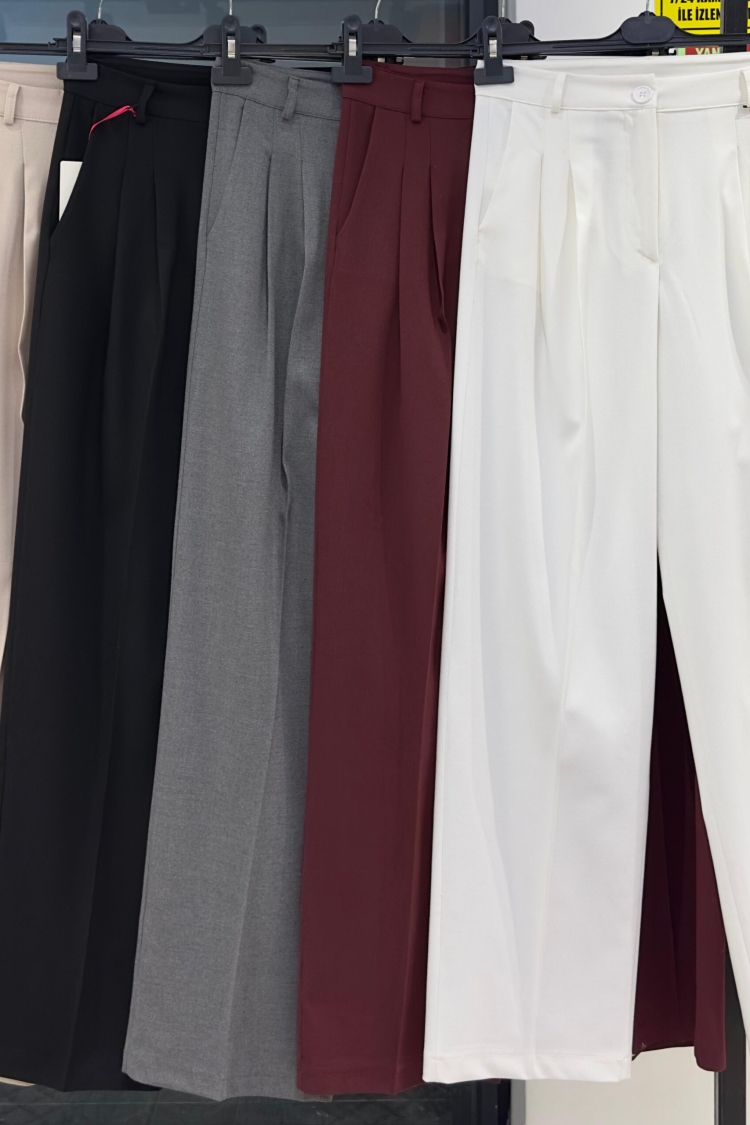 Trousers Pleated Slaze - Cream Rouge - Globality Store - Women Clothes Wholesale Turkey