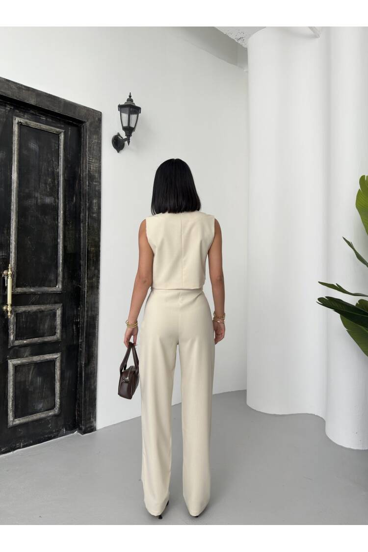 Zero Arm Suit