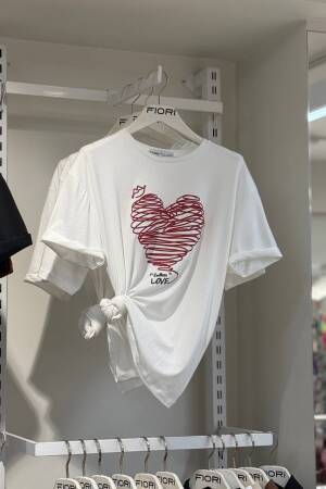 Heart Printed Tshirt - Fiori - Globality Store - Women Clothes Wholesale Turkey