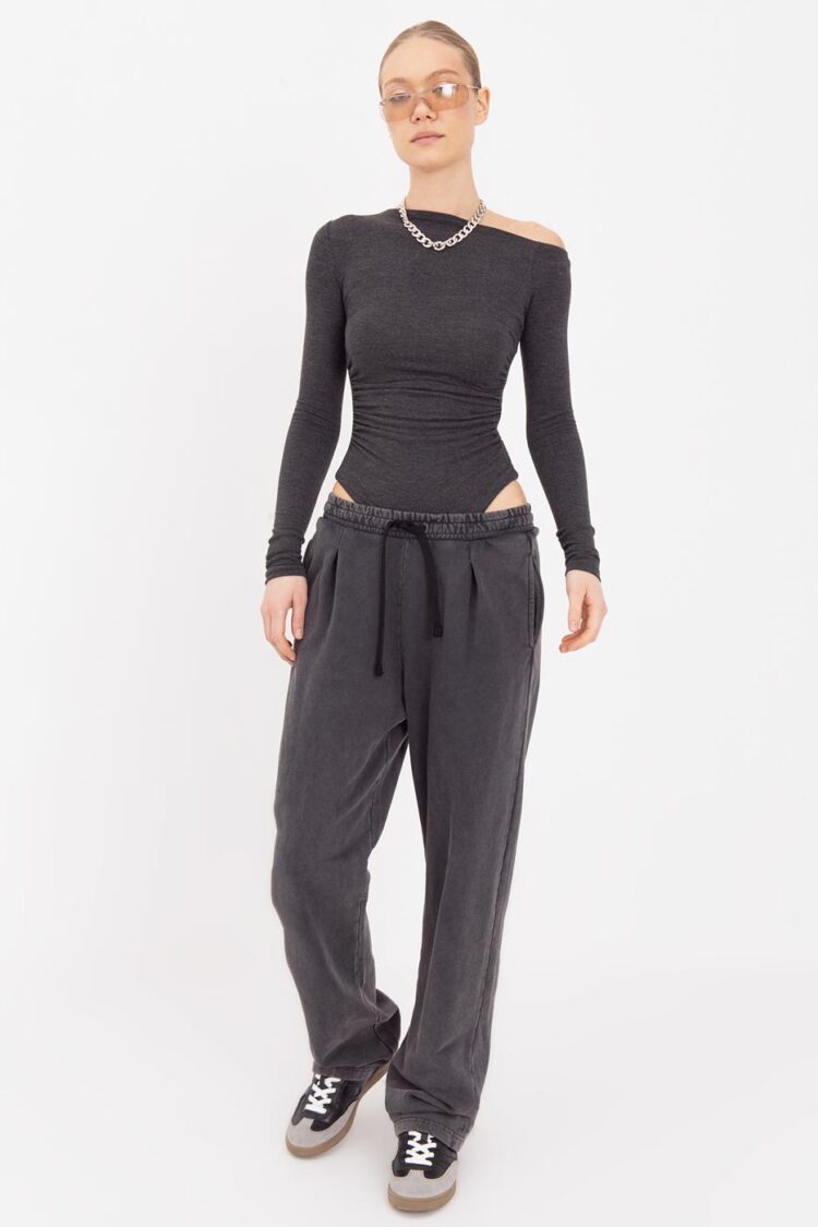 Washed Pleat Detailed Trousers