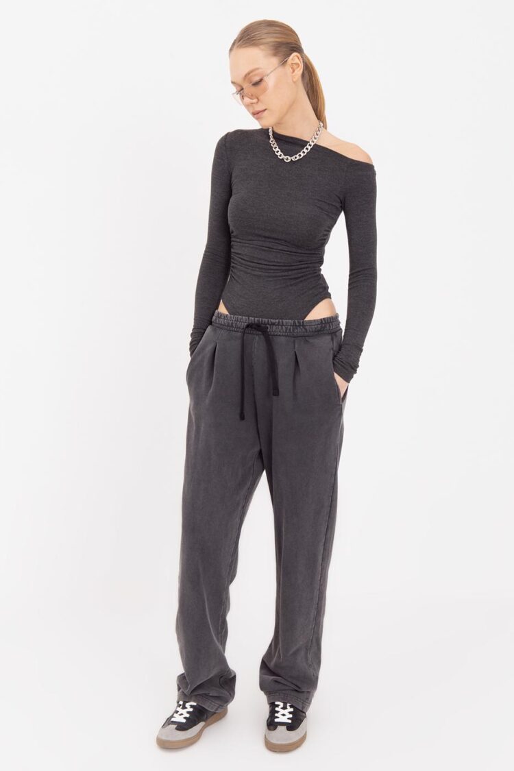 Washed Pleat Detailed Trousers