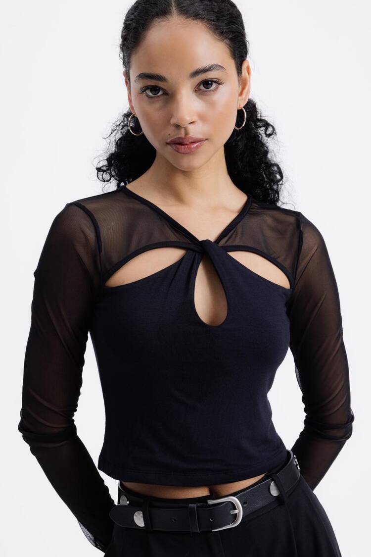 Top With Window Detail