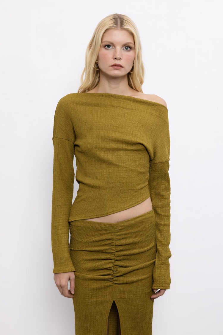 Asymmetric Cut Textured Top With Hem Detail