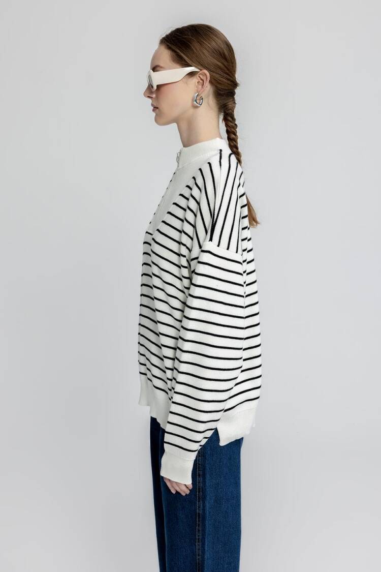 Oversize Half Zipper Striped Knitwear Sweater