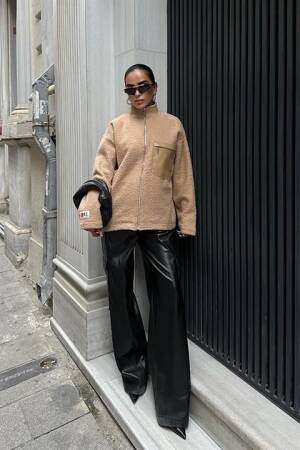 Curly Fur Lined Jacket With Leather Pocket Detail - Sobe Istanbul - Globality Store - Women Clothes Wholesale Turkey