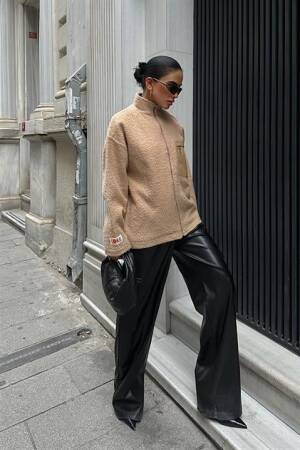 Curly Fur Lined Jacket With Leather Pocket Detail - Sobe Istanbul - Globality Store - Women Clothes Wholesale Turkey