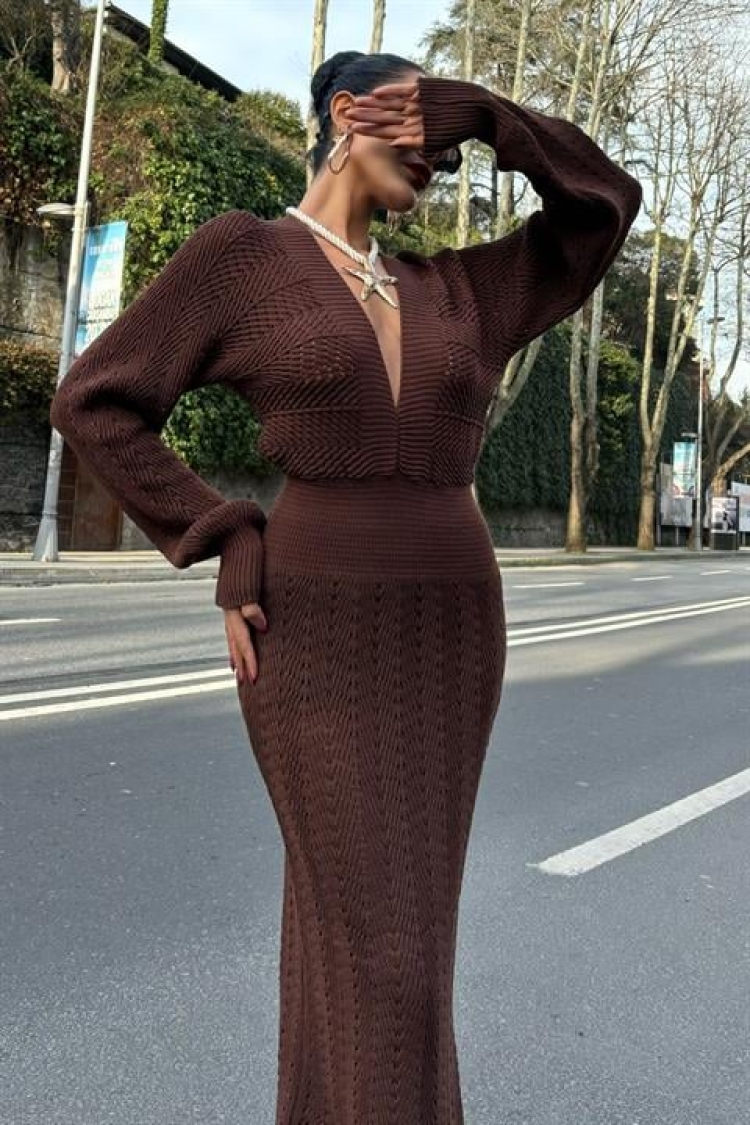Laura Deep Neck Crochet Dress