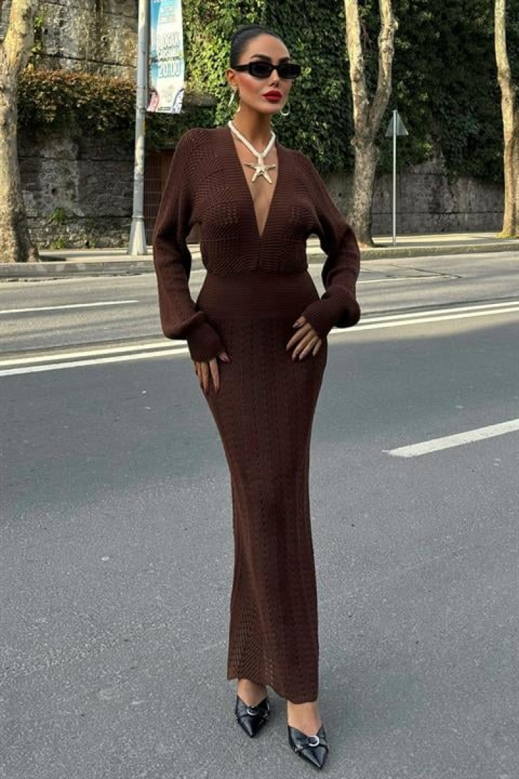 Laura Deep Neck Crochet Dress