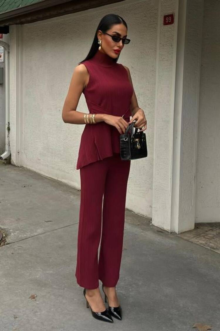 Rose Stand Collar Ribbed Suit