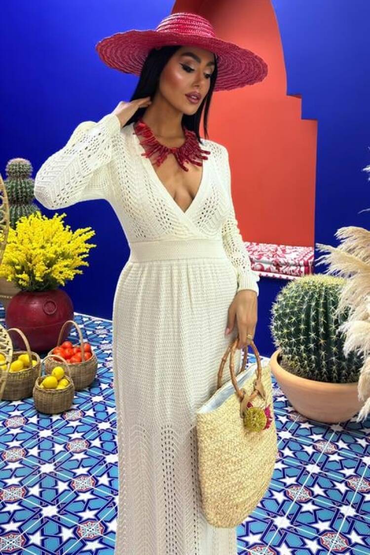 Deep Neckline Knitwear Dress