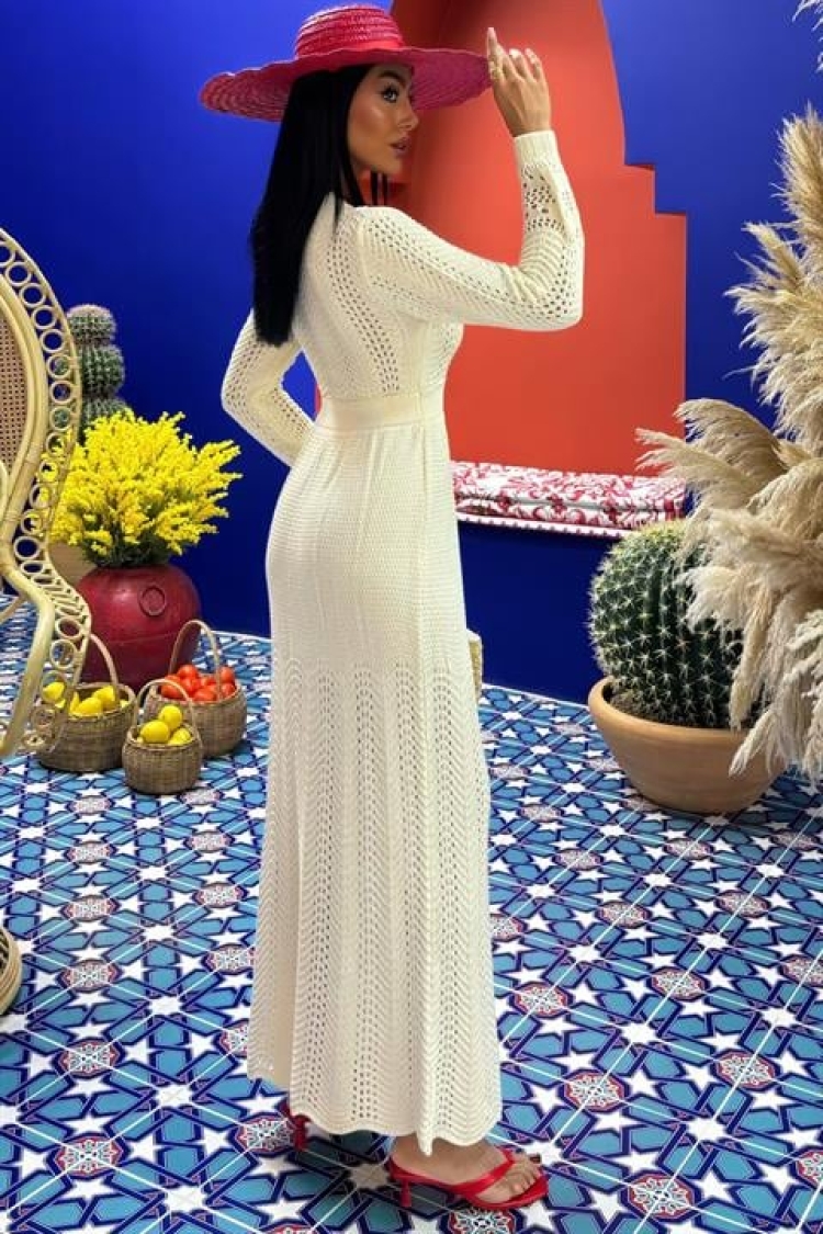 Deep Neckline Knitwear Dress