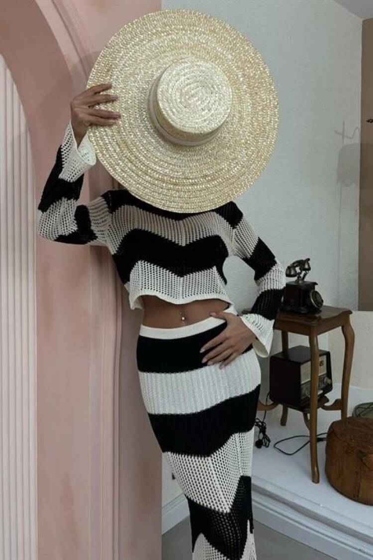 Stripe Detailed Spanish Sleeve Openwork Suit - Multicolor