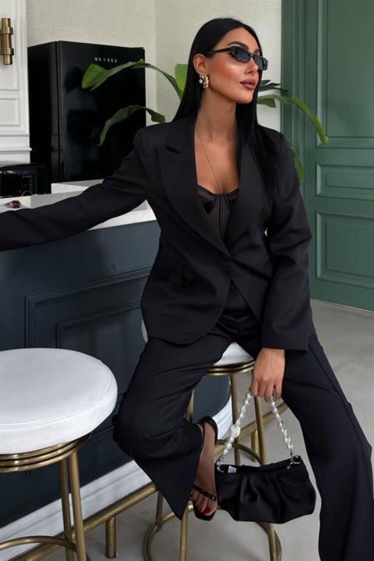 Back Lace Detail Premium Suit