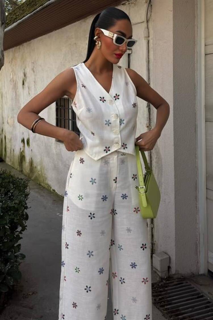 Floral Printed Leg Waterway Linen Suit