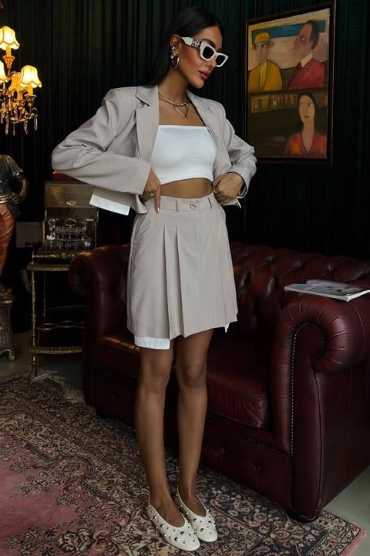 Garnished Suit With Crop Jacket And Pile Skirt