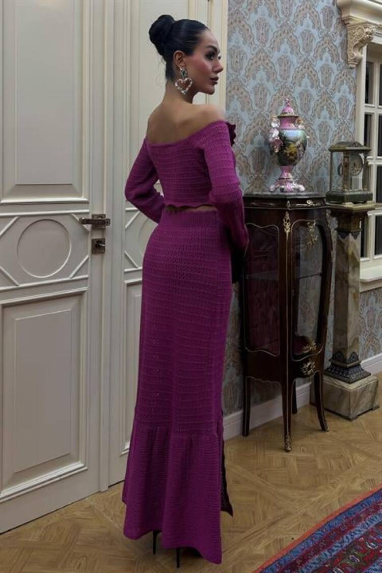Madonna Neckline Chic Sweater Set With Deep Slit Skirt
