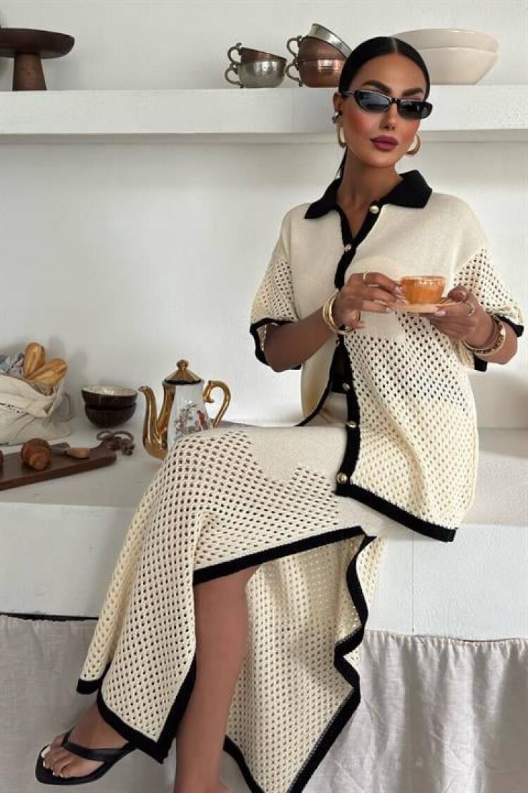 Stripe Detailed Polo Neck Openwork Suit