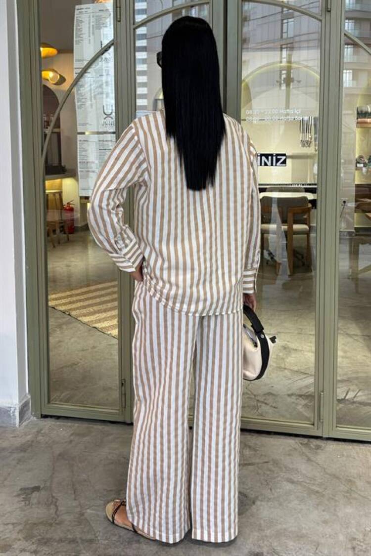 Pocket Detailed Slippery Striped Suit