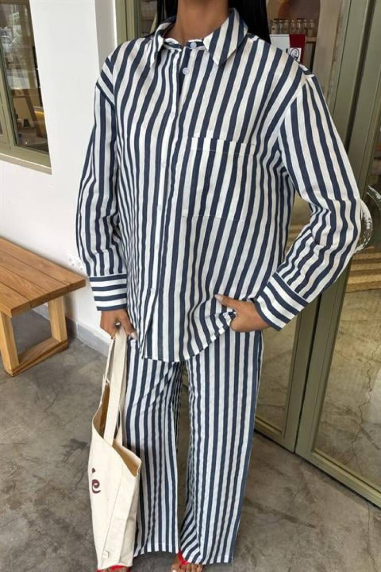 Pocket Detailed Slippery Striped Suit