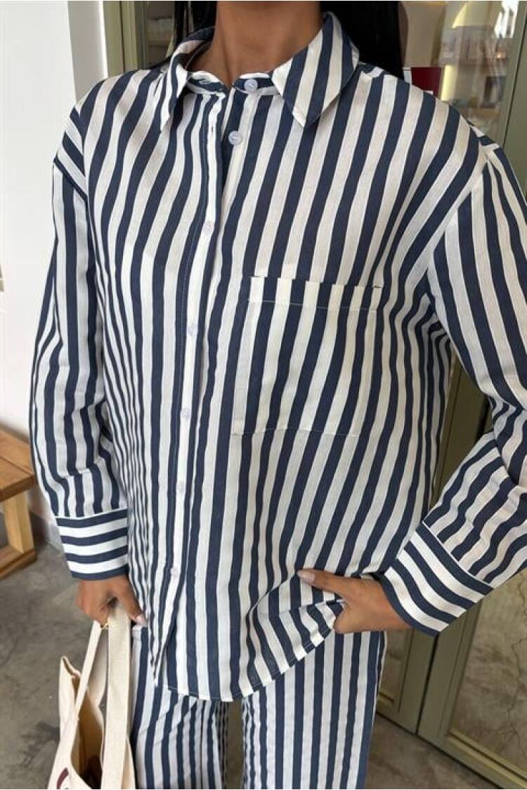 Pocket Detailed Slippery Striped Suit