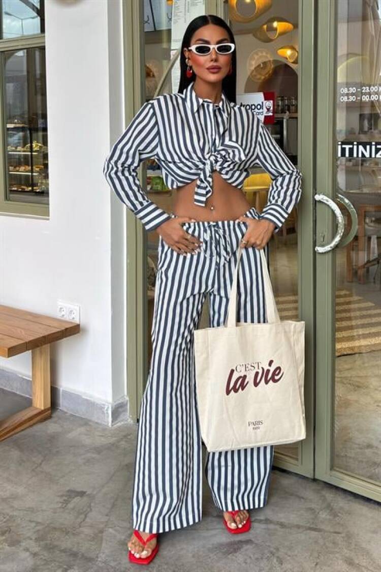 Pocket Detailed Slippery Striped Suit