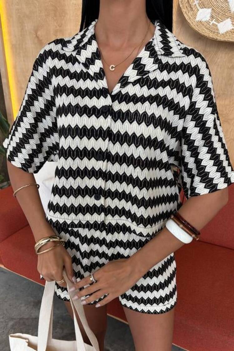 Zigzag Pattern Shorts Set