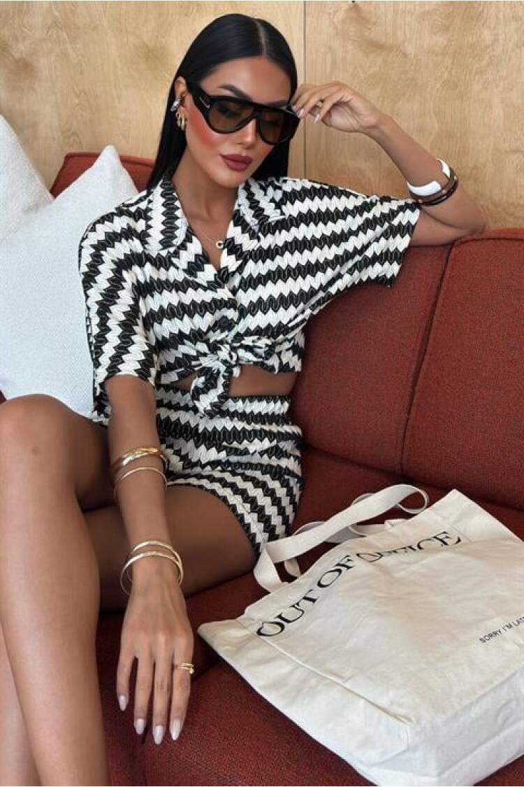 Zigzag Pattern Shorts Set