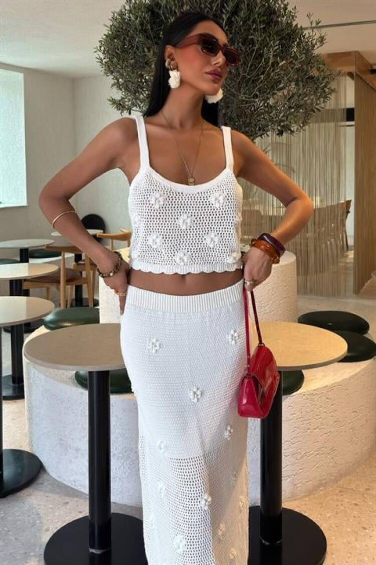 Pearl And Floral Detailed Bustier Knitwear Set