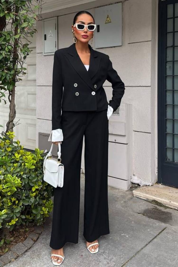 Double-breasted Jacket Suit With Garnished Cuffs