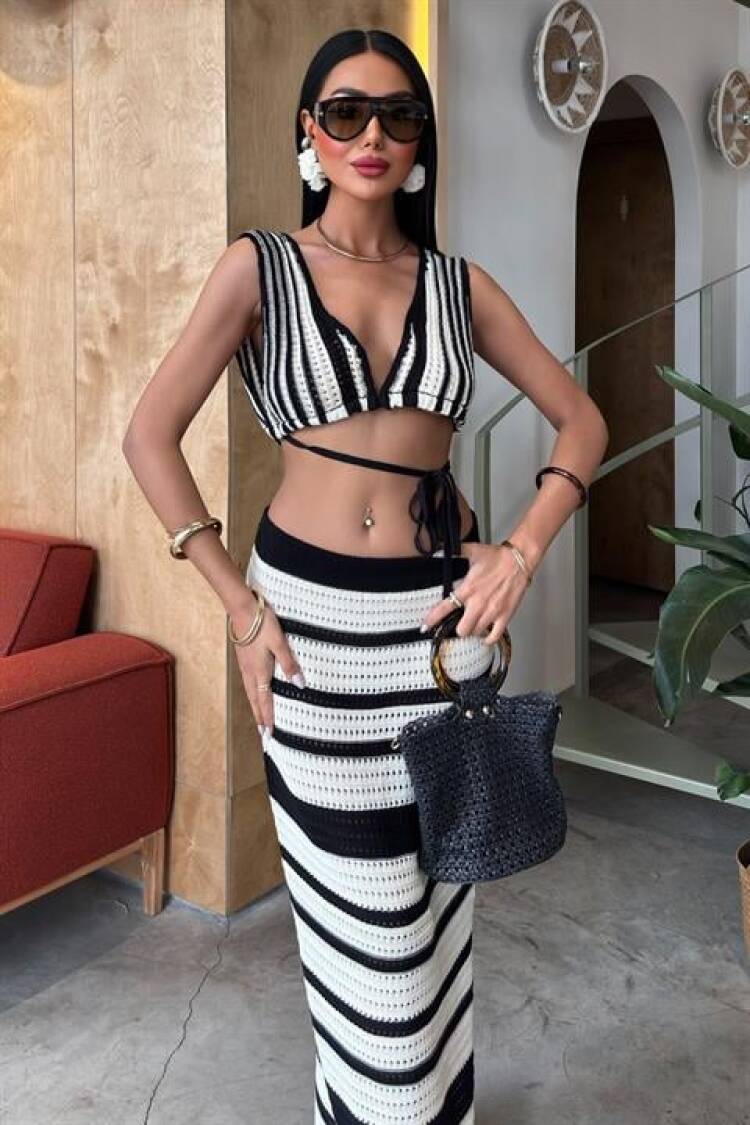 Striped Bikini Top And Skirt Knitwear Suit