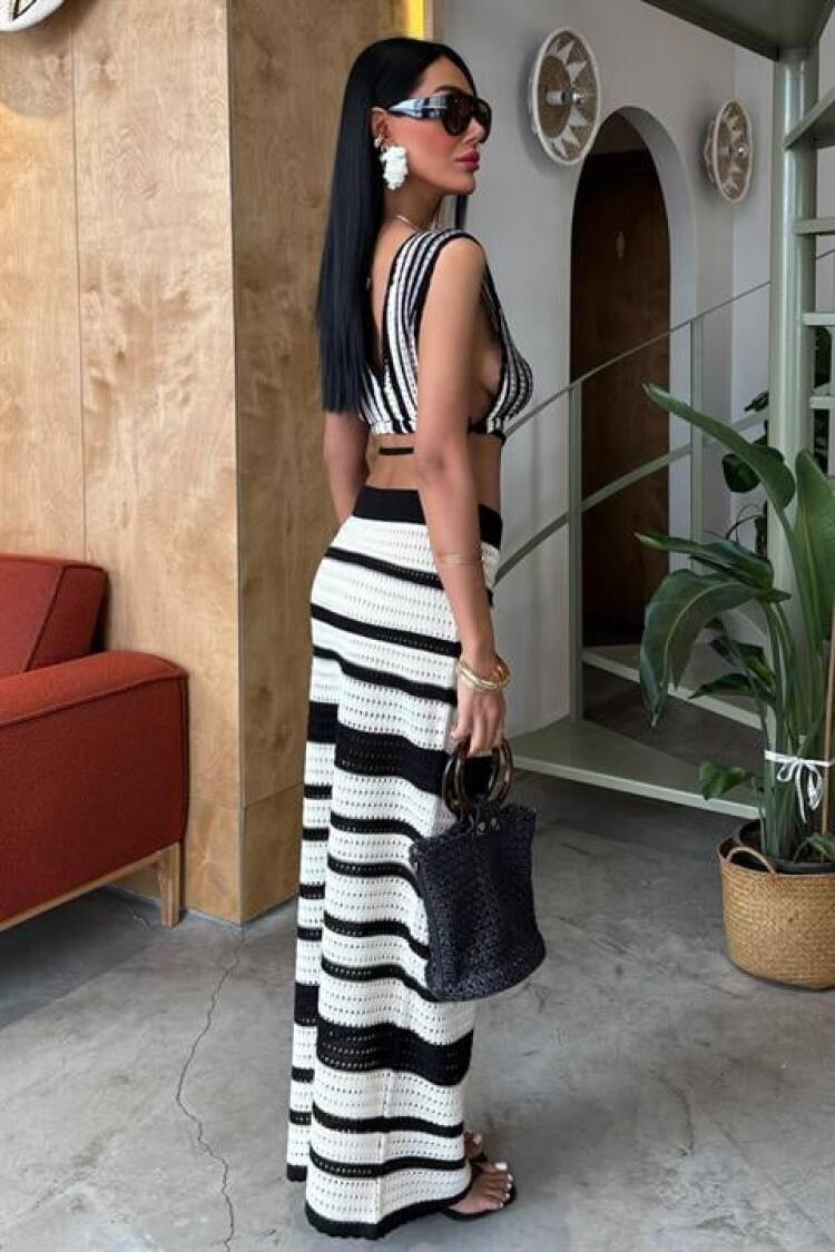 Striped Bikini Top And Skirt Knitwear Suit