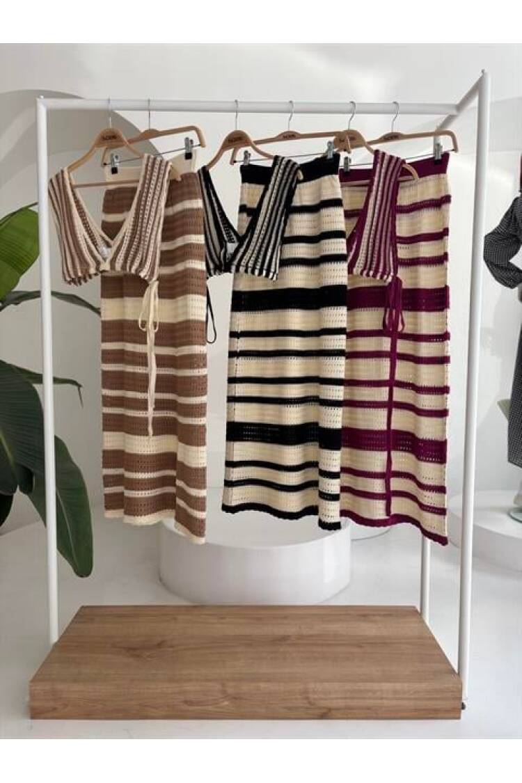 Striped Bikini Top And Skirt Knitwear Suit