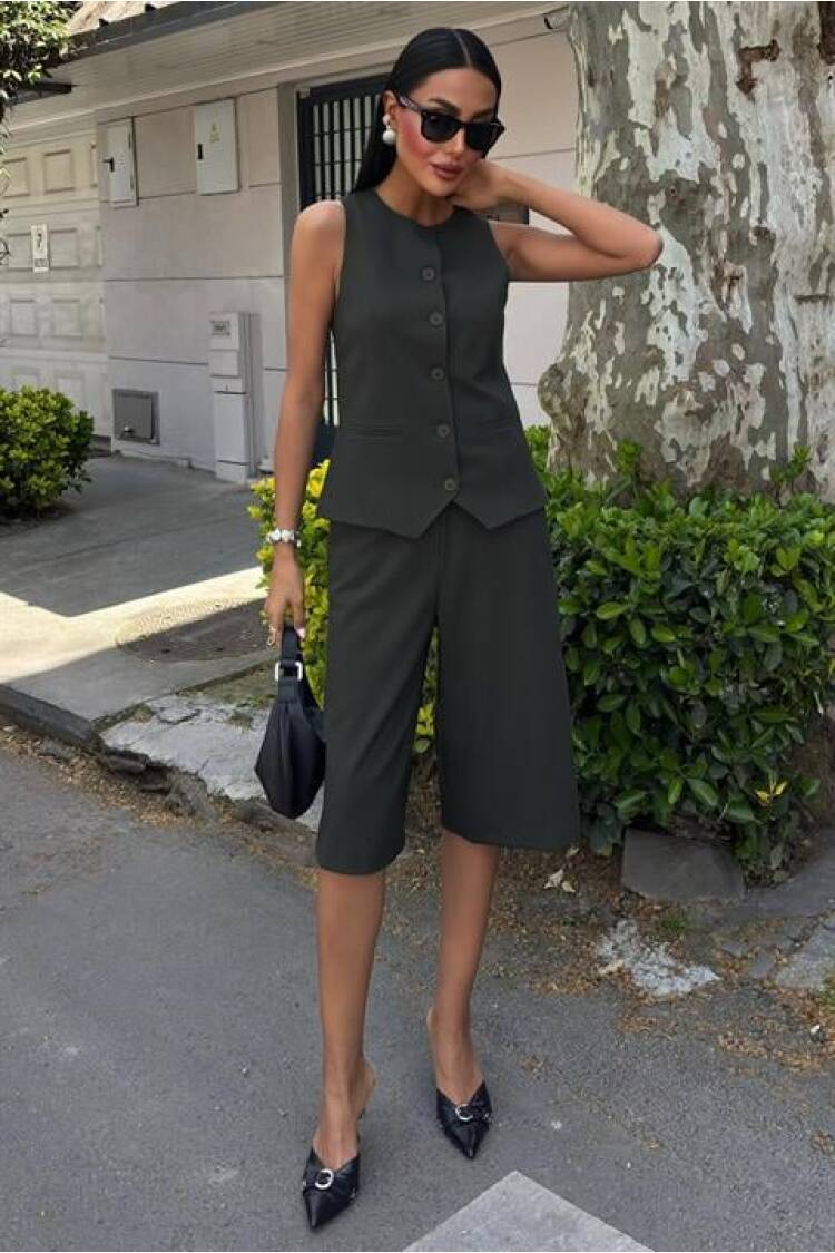 Viscon Suit With Midi Shorts And Vest - Sobe Istanbul - Globality Store - Women Clothes Wholesale Turkey