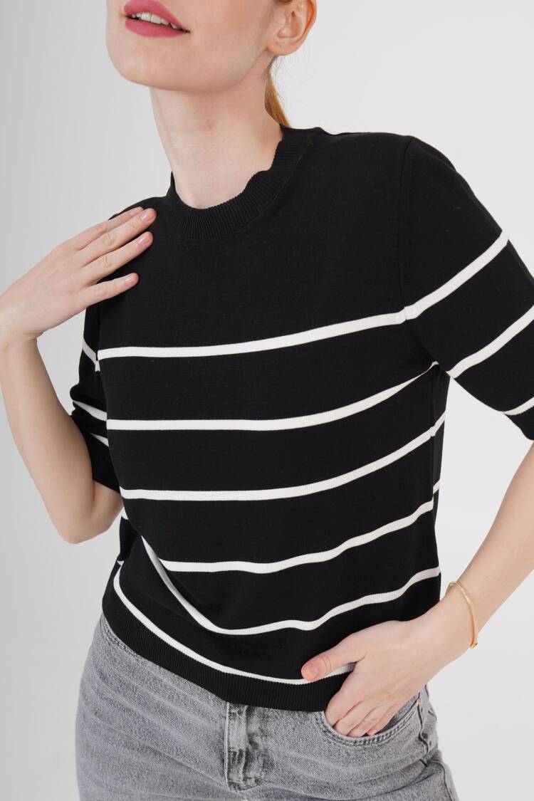 Striped Short SleeveWholesale Blouse