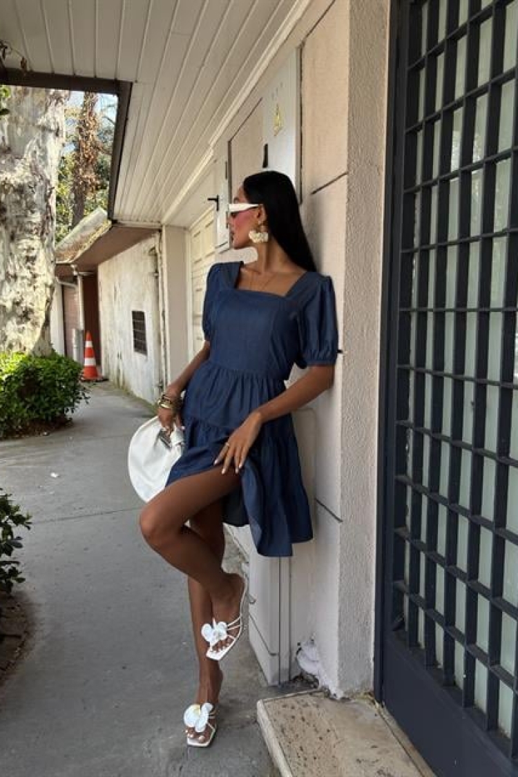 Square Neck And Gipe Detailed Tensel Dress