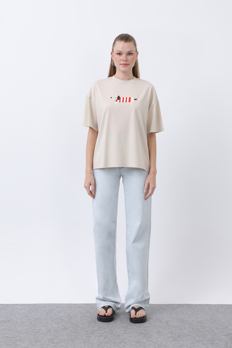 Women's Dog Embroidery Basic Tshirt