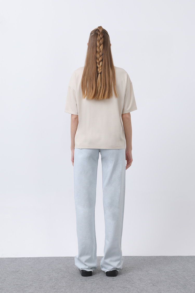 Women's Dog Embroidery Basic Tshirt