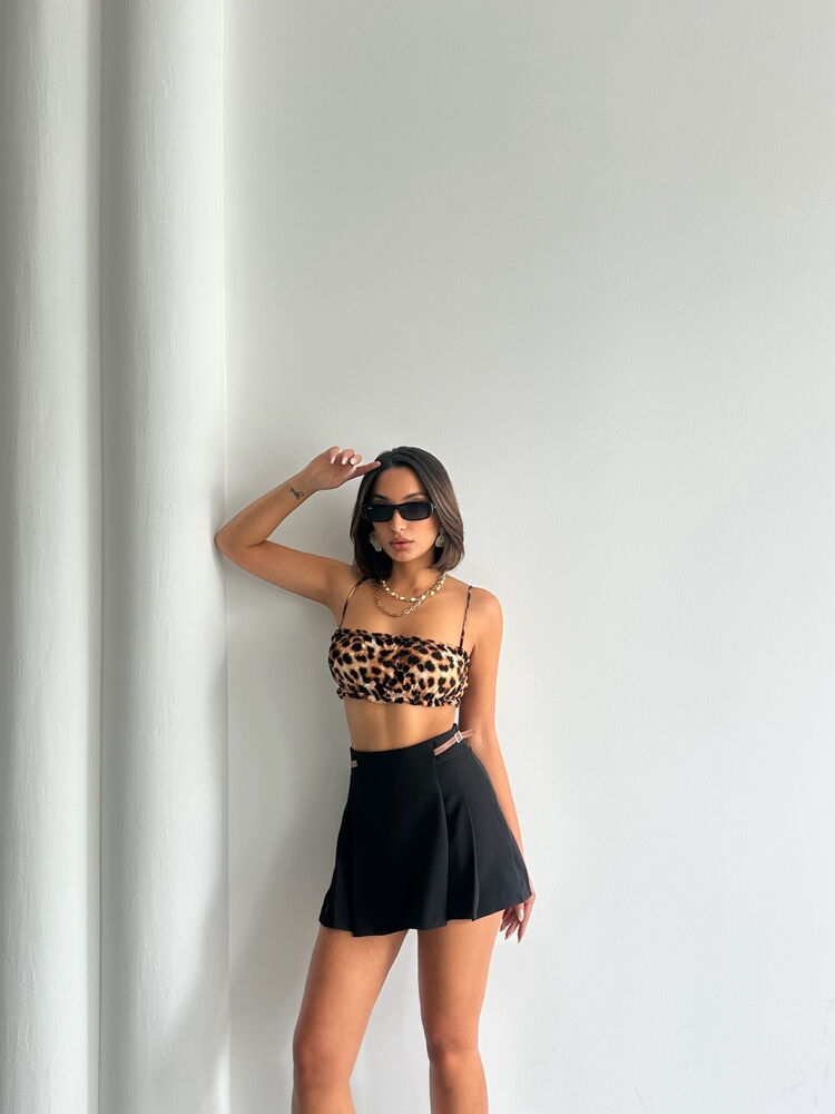 Belt Detailed Shorts