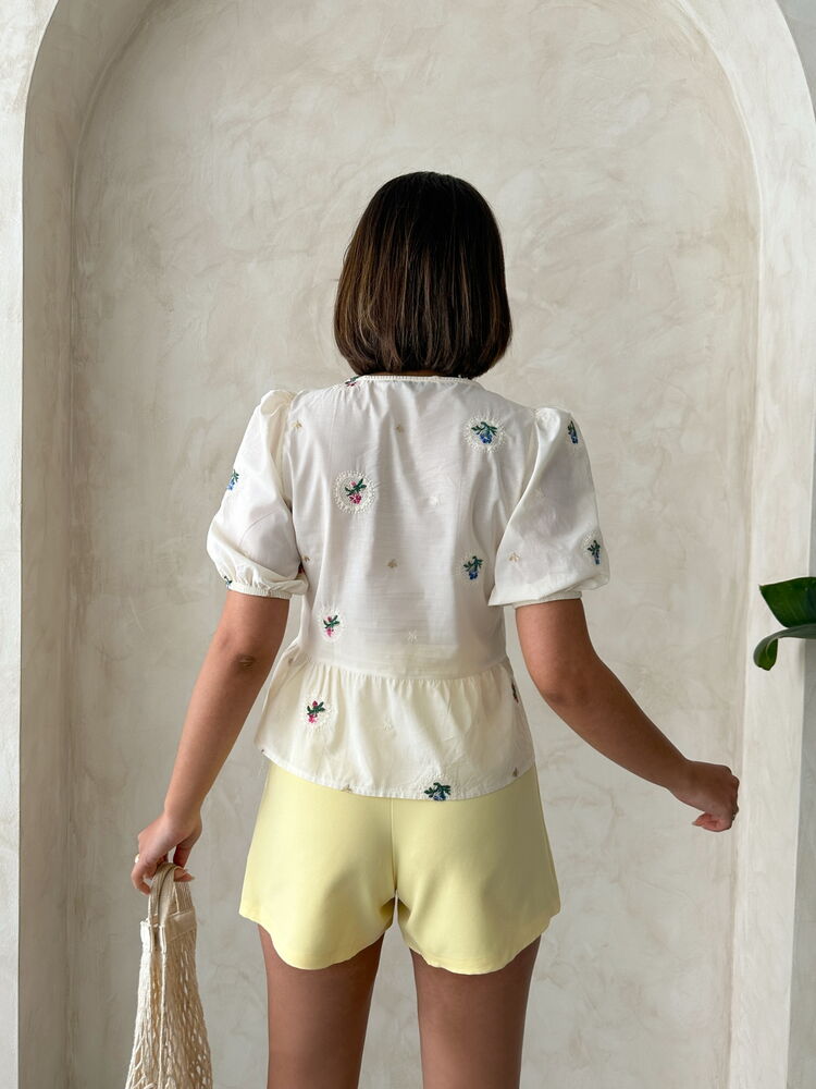 Belt Detailed Shorts