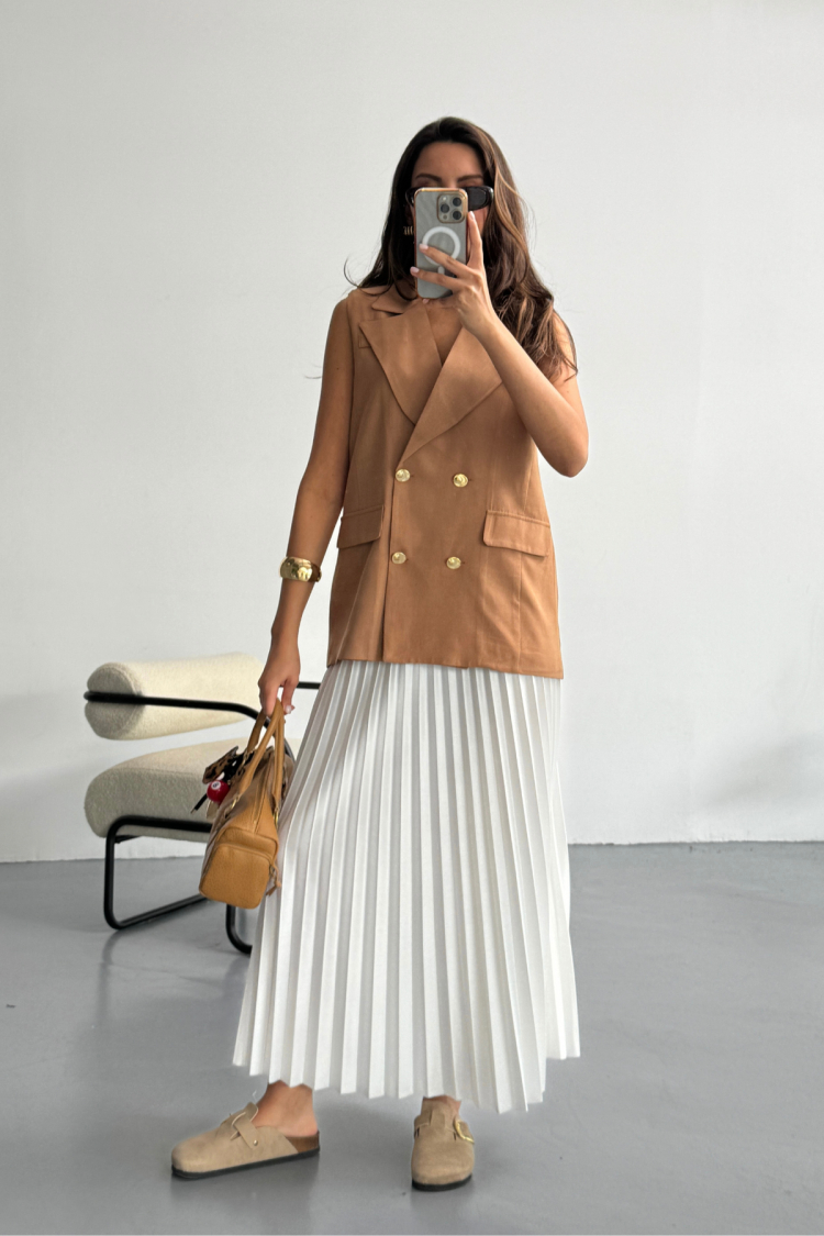 Gold Buttoned Linen Vest