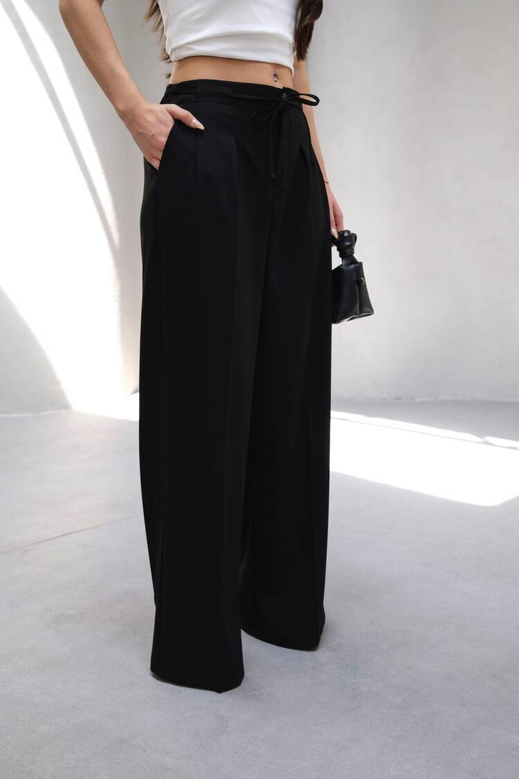 Wide Leg Pants With Elastic Waist And Lace